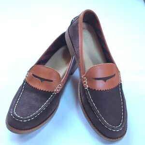 Sperry, Waypoint, brown suede penny loafer. Size 7